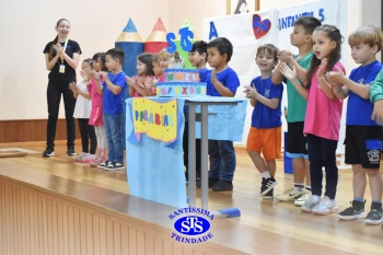Festa do Caderno: Infantil 5B - Profª Tatiana