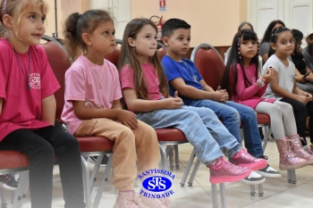 Festa do Caderno: Infantil 5B - Profª Tatiana