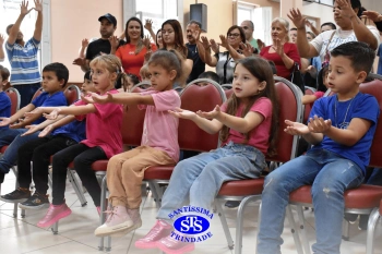 Festa do Caderno: Infantil 5B - Profª Tatiana