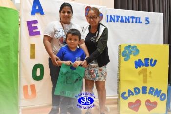 Festa do Caderno: Infantil 5B - Profª Tatiana