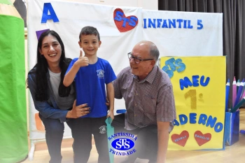 Festa do Caderno: Infantil 5B - Profª Tatiana