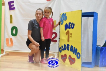 Festa do Caderno: Infantil 5B - Profª Tatiana