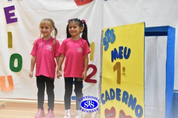 Festa do Caderno: Infantil 5B - Profª Tatiana