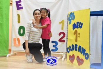 Festa do Caderno: Infantil 5B - Profª Tatiana