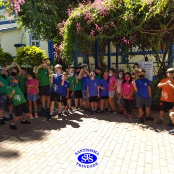 Alunos visitam espaços sagrados STS