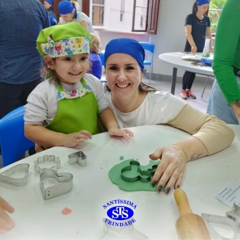 Trocas afetivas entre mães e filhos através da confecção de bolachas | Infantil 3