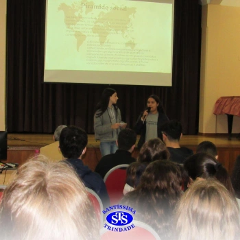 8º ano realizou Seminário dos Povos Pré-colombianos