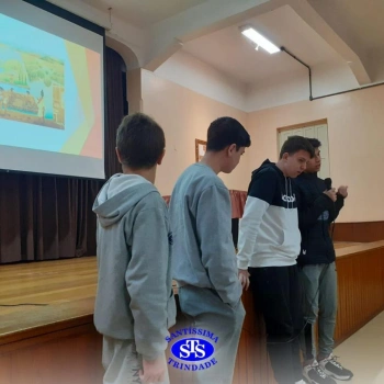 8º ano realizou Seminário dos Povos Pré-colombianos