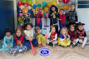Alunos participam de atividades alusivas ao Dia da Criança