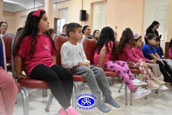 Festa do Caderno: Infantil 5C - Profª Adriana