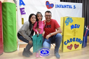 Festa do Caderno: Infantil 5C - Profª Adriana