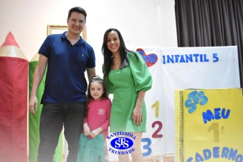 Festa do Caderno: Infantil 5C - Profª Adriana