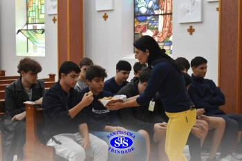 Alunos dos Anos Finais e do Ensino Médio celebram a Páscoa