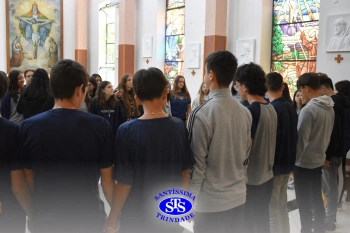 Alunos dos Anos Finais e do Ensino Médio celebram a Páscoa