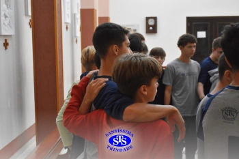 Alunos dos Anos Finais e do Ensino Médio celebram a Páscoa