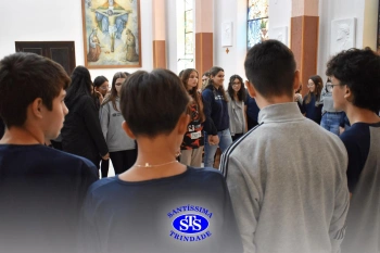 Alunos dos Anos Finais e do Ensino Médio celebram a Páscoa