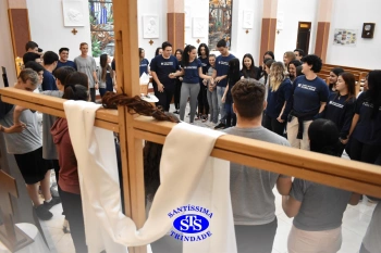 Alunos dos Anos Finais e do Ensino Médio celebram a Páscoa