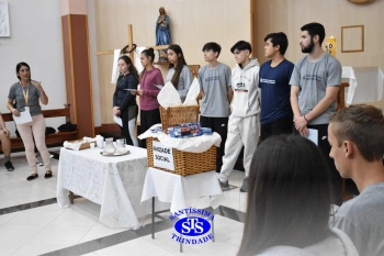 Alunos dos Anos Finais e do Ensino Médio celebram a Páscoa
