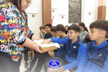 Alunos dos Anos Finais e do Ensino Médio celebram a Páscoa