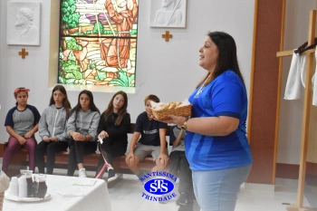 Alunos dos Anos Finais e do Ensino Médio celebram a Páscoa