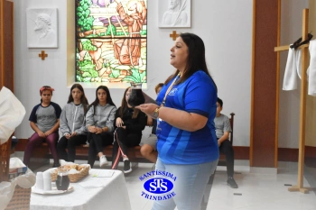 Alunos dos Anos Finais e do Ensino Médio celebram a Páscoa