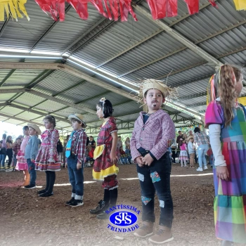 Arraiá do Santíssima conta com intensa participação da comunidade