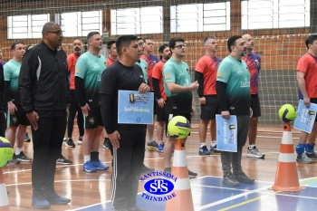 1º Torneio Franciscano de Vôlei Masculino Adulto reúne famílias no Ginásio do Colégio