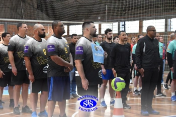 1º Torneio Franciscano de Vôlei Masculino Adulto reúne famílias no Ginásio do Colégio