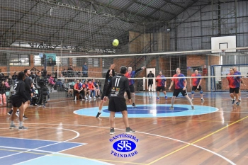 1º Torneio Franciscano de Vôlei Masculino Adulto reúne famílias no Ginásio do Colégio
