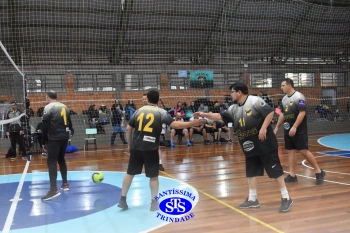 1º Torneio Franciscano de Vôlei Masculino Adulto reúne famílias no Ginásio do Colégio
