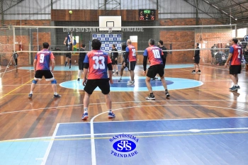 1º Torneio Franciscano de Vôlei Masculino Adulto reúne famílias no Ginásio do Colégio