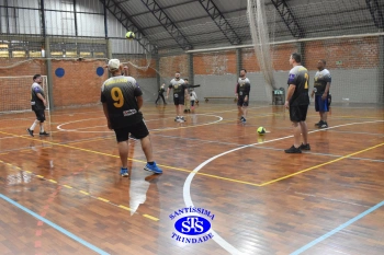 1º Torneio Franciscano de Vôlei Masculino Adulto reúne famílias no Ginásio do Colégio