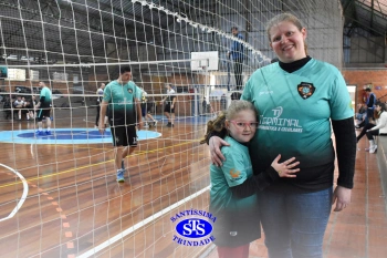 1º Torneio Franciscano de Vôlei Masculino Adulto reúne famílias no Ginásio do Colégio