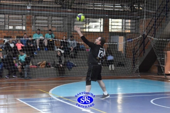 1º Torneio Franciscano de Vôlei Masculino Adulto reúne famílias no Ginásio do Colégio