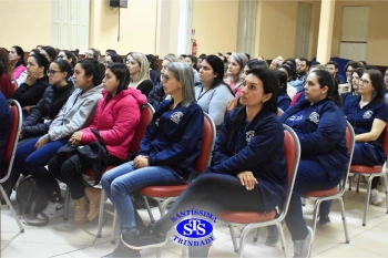 Profissionais participam de evento de lançamento das Matrículas 2024