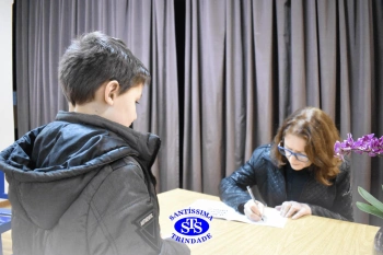 Alunos participam do Projeto Autor Presente com a escritora Leonir Batista | 3º ano