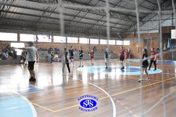 Alunos de 6º e de 7º ano participam dos Jogos Interséries Franciscanos