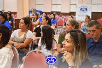 Diretrizes pedagógicas são apresentadas nas reuniões com os pais e com os responsáveis dos alunos 