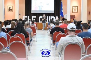 Diretrizes pedagógicas são apresentadas nas reuniões com os pais e com os responsáveis dos alunos 