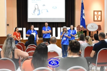 Diretrizes pedagógicas são apresentadas nas reuniões com os pais e com os responsáveis dos alunos 