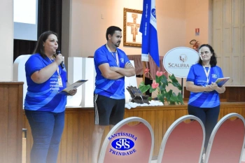 Diretrizes pedagógicas são apresentadas nas reuniões com os pais e com os responsáveis dos alunos 