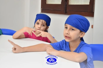 Alunos fazem pães para a Celebração de Páscoa | 1º ano