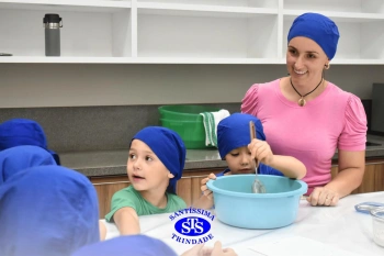 Alunos fazem pães para a Celebração de Páscoa | 1º ano