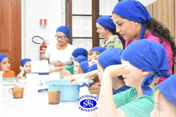 Alunos fazem pães para a Celebração de Páscoa | 1º ano