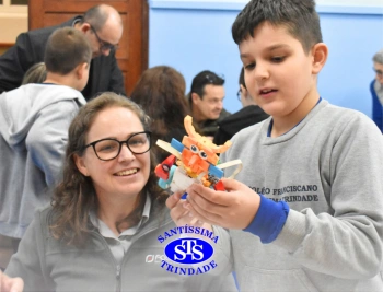 Dia da Família na Robótica desafia pais dos estudantes