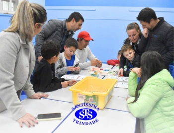 Dia da Família na Robótica desafia pais dos estudantes