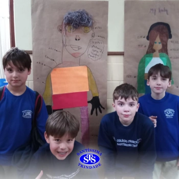 Trabalho em equipe é foco na aula de Língua Inglesa | 4º ano