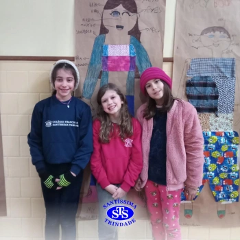 Trabalho em equipe é foco na aula de Língua Inglesa | 4º ano