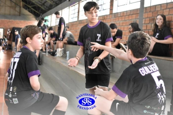Alunos de 6º e de 7º ano participam dos Jogos Interséries Franciscanos