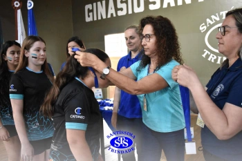 Alunos de 6º e de 7º ano participam dos Jogos Interséries Franciscanos